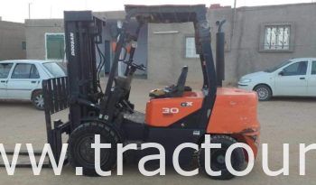 À vendre Chariot élévateur diesel Doosan GX30 complet