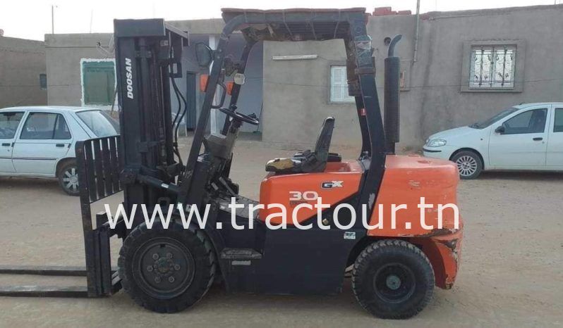 À vendre Chariot élévateur diesel Doosan GX30 complet