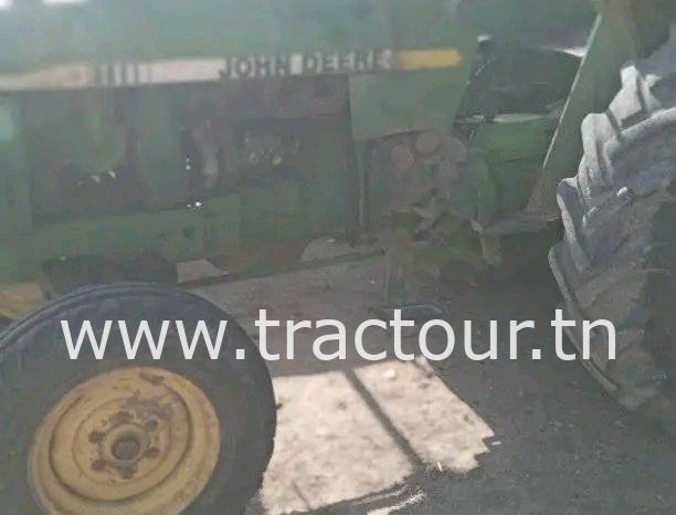 À vendre Tracteur John Deere 1040 complet
