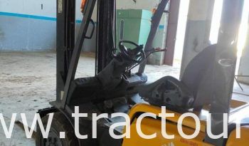 À vendre Chariot élévateur diesel TCM 30 avec carte grise complet