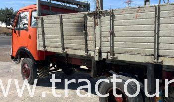 À vendre Camion plateau avec double ridelle OM 40 complet