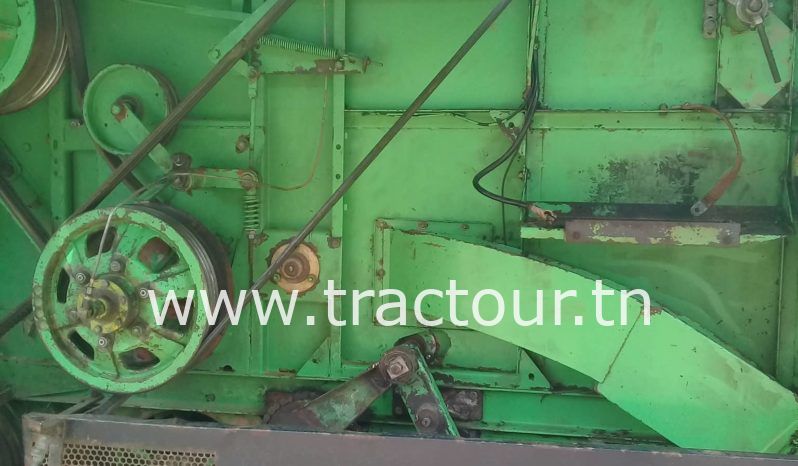 À vendre Moissonneuse batteuse à trémie et vis Deutz-Fahr M 2580 complet