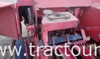 À vendre Moissonneuse batteuse à trémie et vis Claas Dominator 66 complet