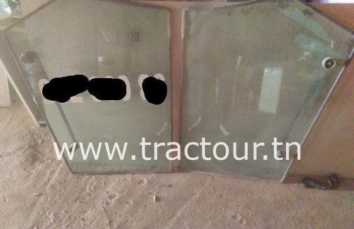 À vendre vitres cabines tractopelle Case 570ST complet