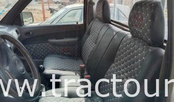 À vendre Camionnette 2 portes avec benne Mazda B2500 complet