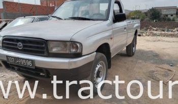À vendre Camionnette 2 portes avec benne Mazda B2500 complet