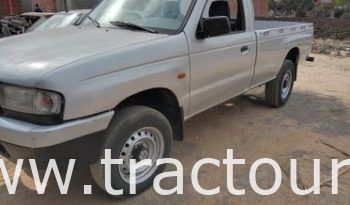 À vendre Camionnette 2 portes avec benne Mazda B2500 complet