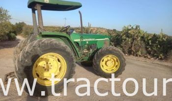 À vendre Tracteur John Deere 5605 (2007) complet