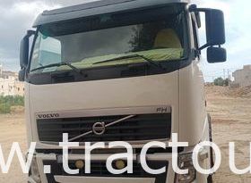 À vendre camion Volvo FH 400 avec semi remorque benne TP Comet complet