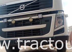 À vendre camion Volvo FH 400 avec semi remorque benne TP Comet complet