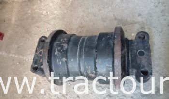 À vendre 3 Galets pour pelle sur chenille Komatsu complet