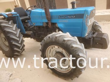 À vendre Tracteur avec matériels Landini 8860 (2012) complet