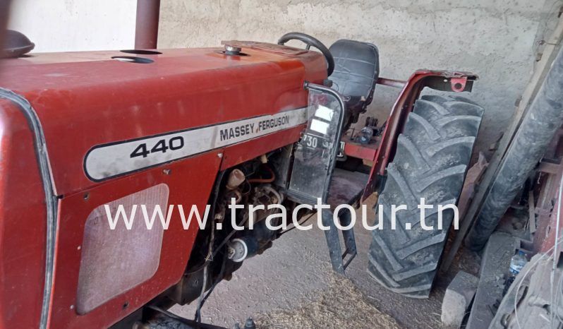 À vendre Tracteur Massey Ferguson 440 complet