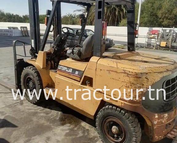 À vendre Chariot élévateur diesel Caterpillar 50 (Capacité max 5t) complet