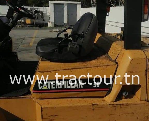 À vendre Chariot élévateur diesel Caterpillar 50 (Capacité max 5t) complet