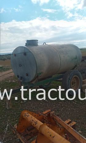 À vendre Semi remorque agricole citerne 4000 Litres complet