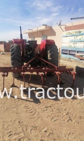 À vendre Tracteur Massey Ferguson 155 sans carte grise complet