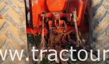 À vendre Tracteur International 674 complet