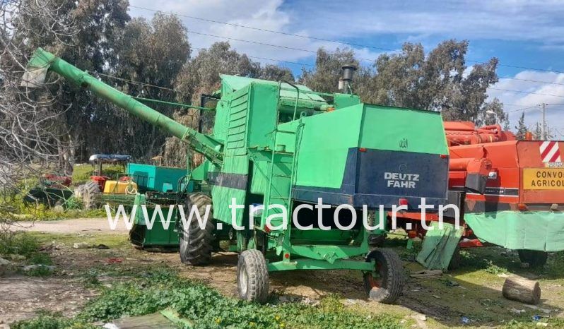 À vendre Moissonneuse batteuse à trémie et vis Deutz M1202 complet