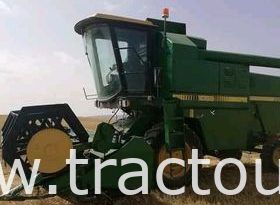 À vendre Moissonneuse batteuse à trémie et vis John Deere 1055 complet