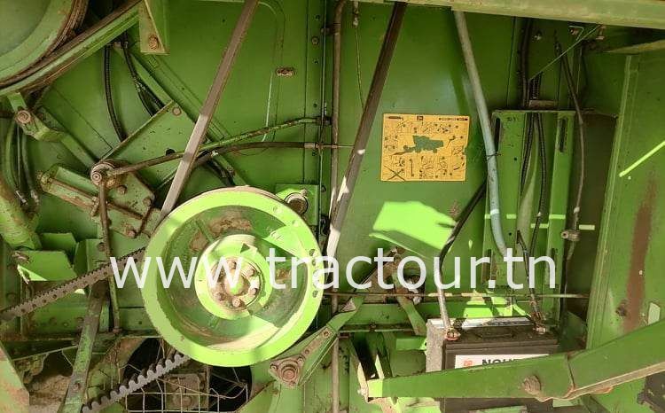 À vendre Moissonneuse batteuse à trémie et vis John Deere 1065 complet