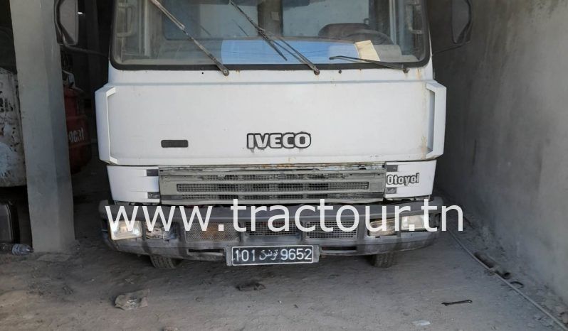 À vendre Camion plateau sans ridelles Iveco Zeta 65.9 complet