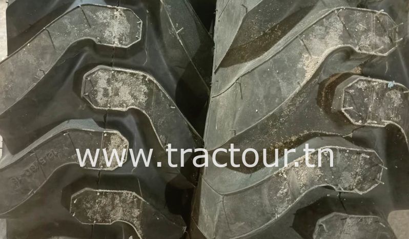 ⛔?VENDU تم البيع?⛔ Pneus btp Lassa 12.5/80-18 complet