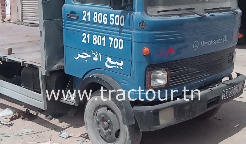 À vendre Camion plateau sans ridelles Mercedes T 408D complet