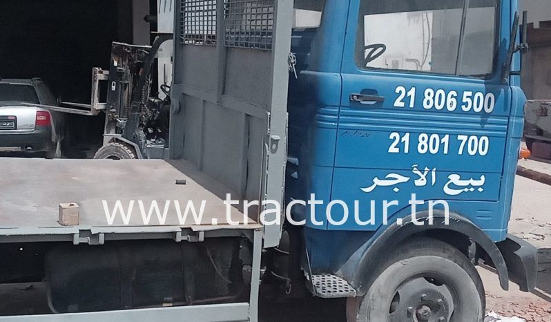 À vendre Camion plateau sans ridelles Mercedes T 408D complet