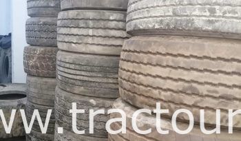 À vendre Pneus poids lourd 385/65 R22.5 complet