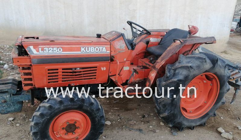 À vendre Micro-tracteur Kubota L3250 complet