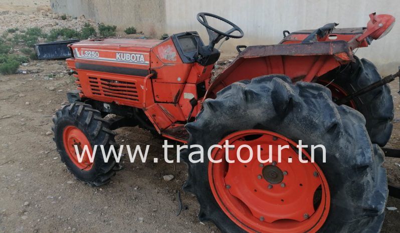 À vendre Micro-tracteur Kubota L3250 complet