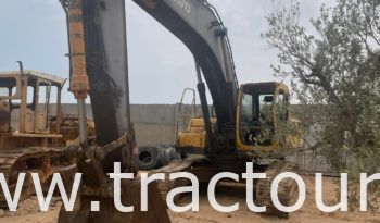 À vendre Pelle sur chenilles avec brise-roche et godet Volvo EC 290B LC – 29 tonnes complet