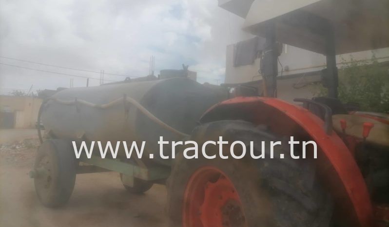 À vendre Tracteur Kubota M8540 et citerne 5000 litres avec carte grise (2010) complet