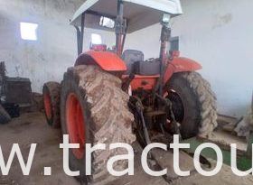 À vendre Tracteur Kubota M8540 et citerne 5000 litres avec carte grise (2010) complet