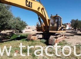 À vendre Pelle sur chenilles avec godet Caterpillar complet