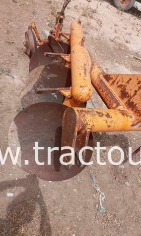 À vendre Charrue à 3 disques MIG-Huard – diamètre 66cm complet