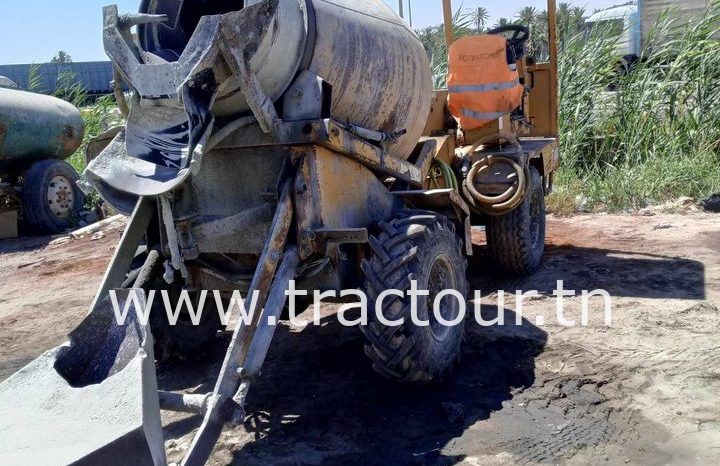 À vendre Auto bétonnière – Toupie complet