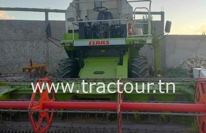 À vendre Moissonneuse batteuse à trémie et vis Claas Dominator 130 complet