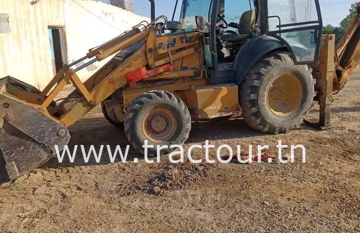 À vendre Tractopelle Case 580 Super R série 3 (2010) complet
