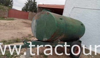 À vendre Tracteur Landini 8860 avec citerne 3000 litre (1997) complet