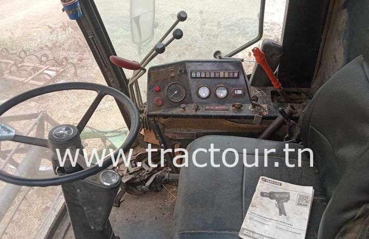 À vendre Moissonneuse batteuse à trémie et vis John Deere 1075 complet