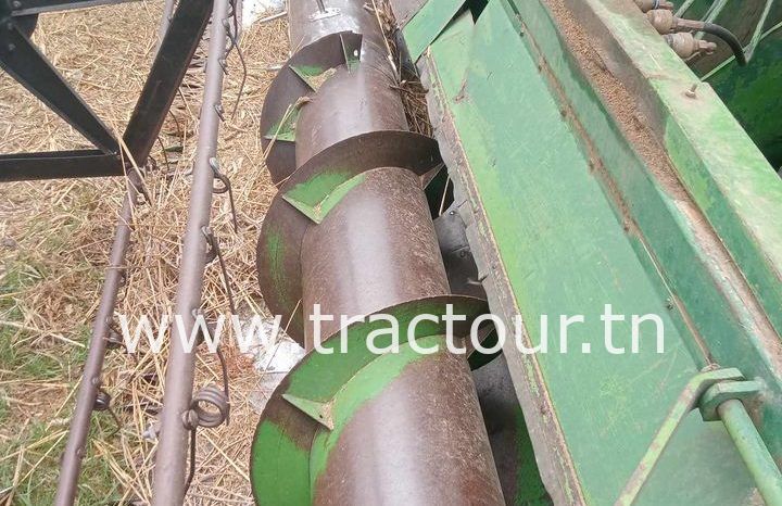À vendre Moissonneuse batteuse à trémie et vis John Deere 1075 complet