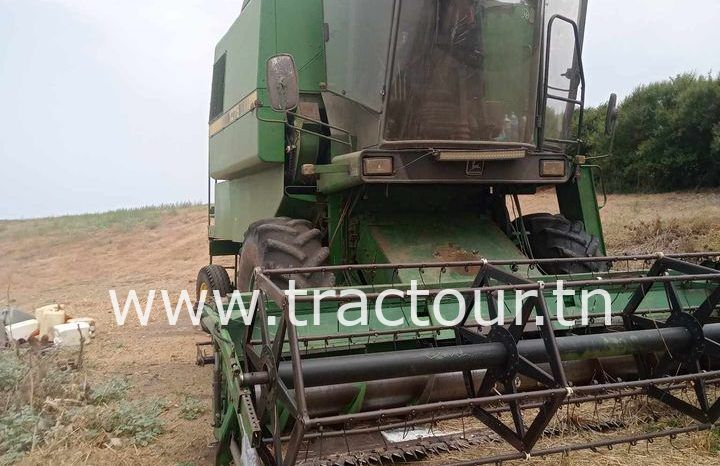 À vendre Moissonneuse batteuse à trémie et vis John Deere 1075 complet
