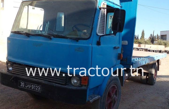 À vendre Camion plateau sans ridelles Fiat Iveco 100-13 complet