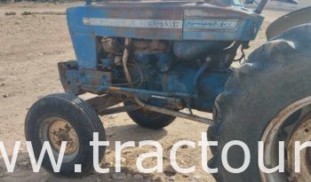 À vendre Tracteur Ford 5000 sans carte grise complet