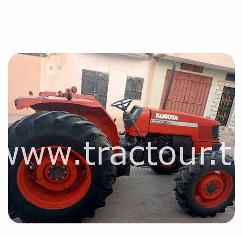 À vendre Tracteur Kubota M8200 complet