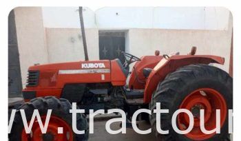 À vendre Tracteur Kubota M8200 complet