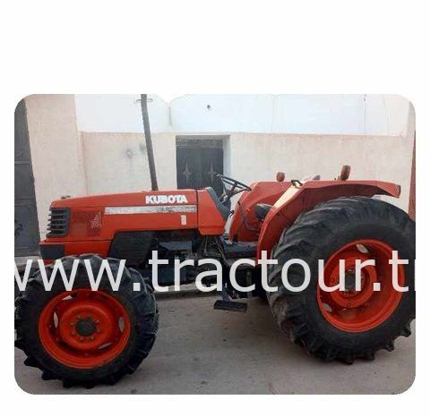 À vendre Tracteur Kubota M8200 complet