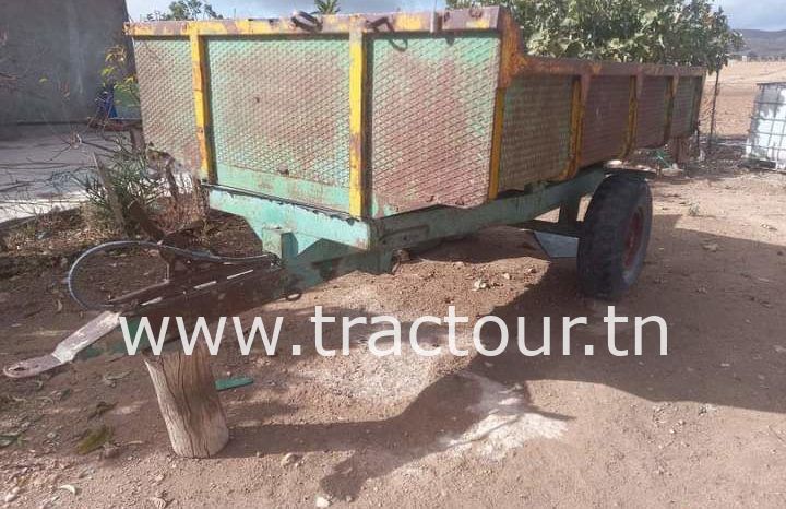 À vendre Semi remorque agricole benne sans carte grise complet